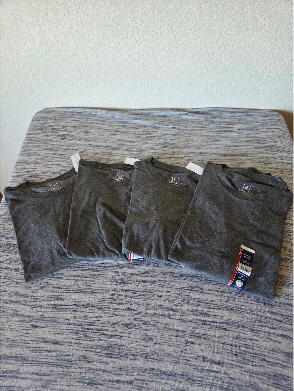 4 Pack - George Men's Medium Gray Moisture Wicking Crew Neck T-Shirts